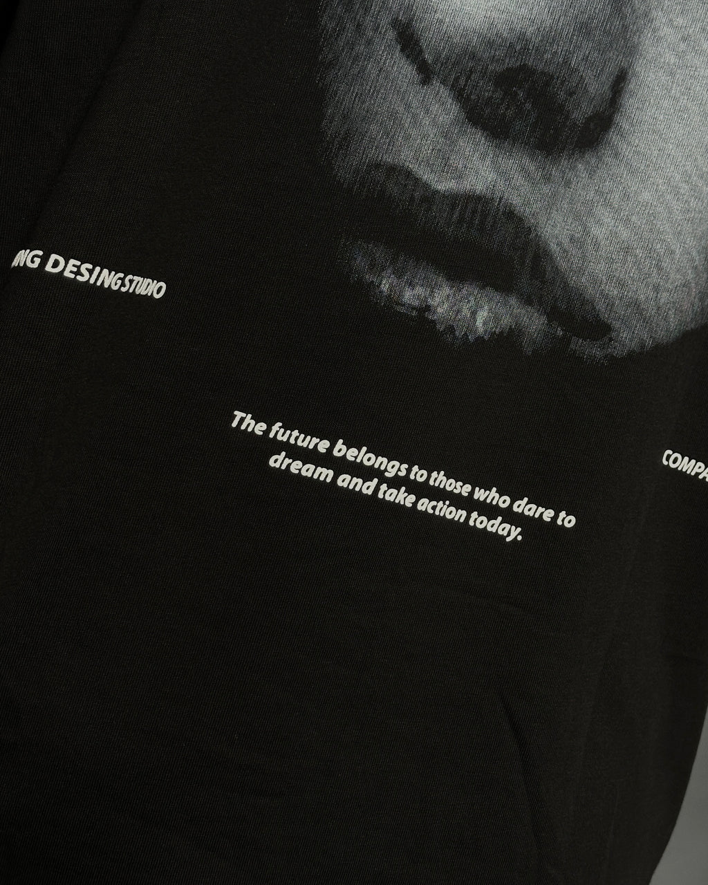 T-shirt Black Visionaries