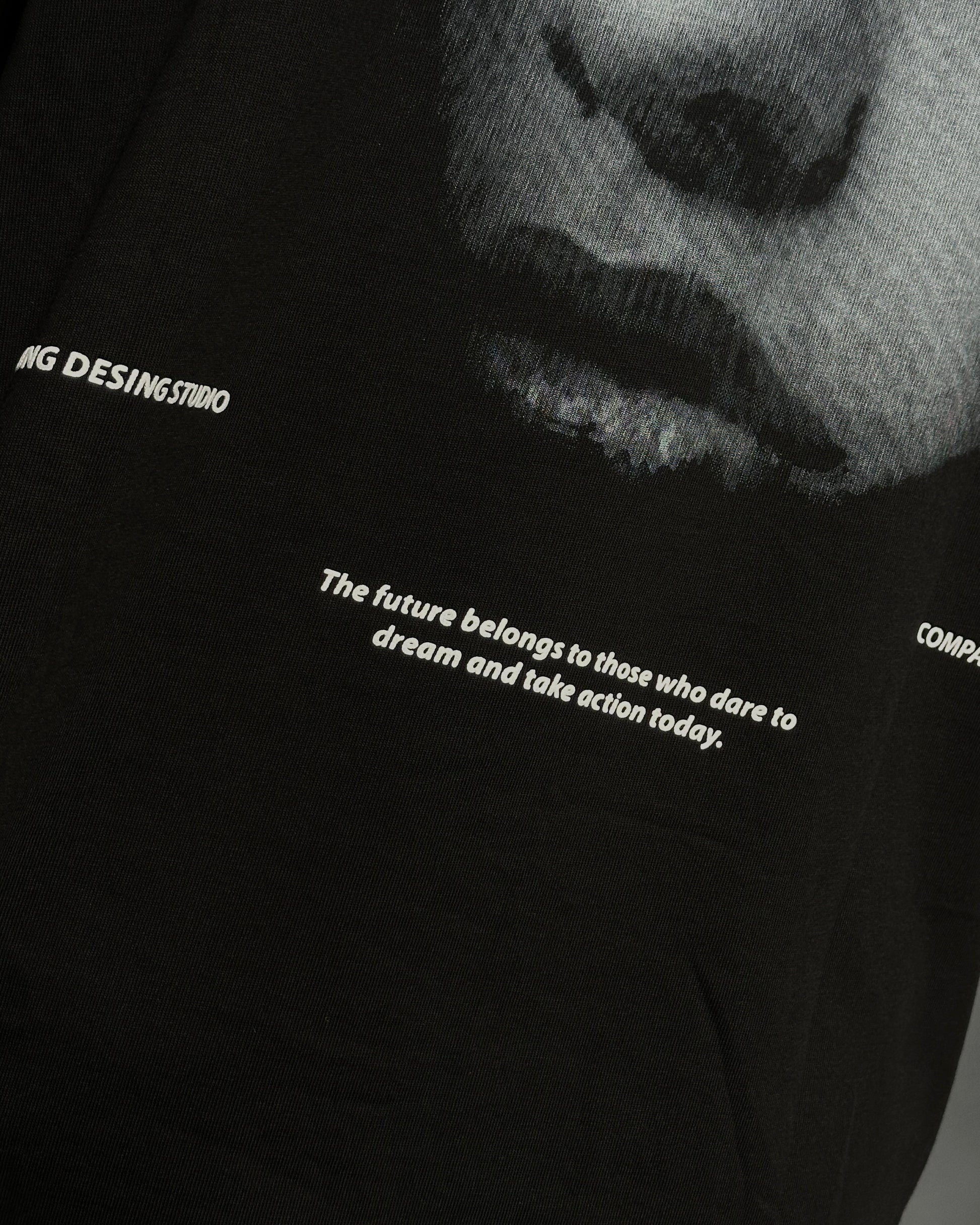 T-shirt Black Visionaries