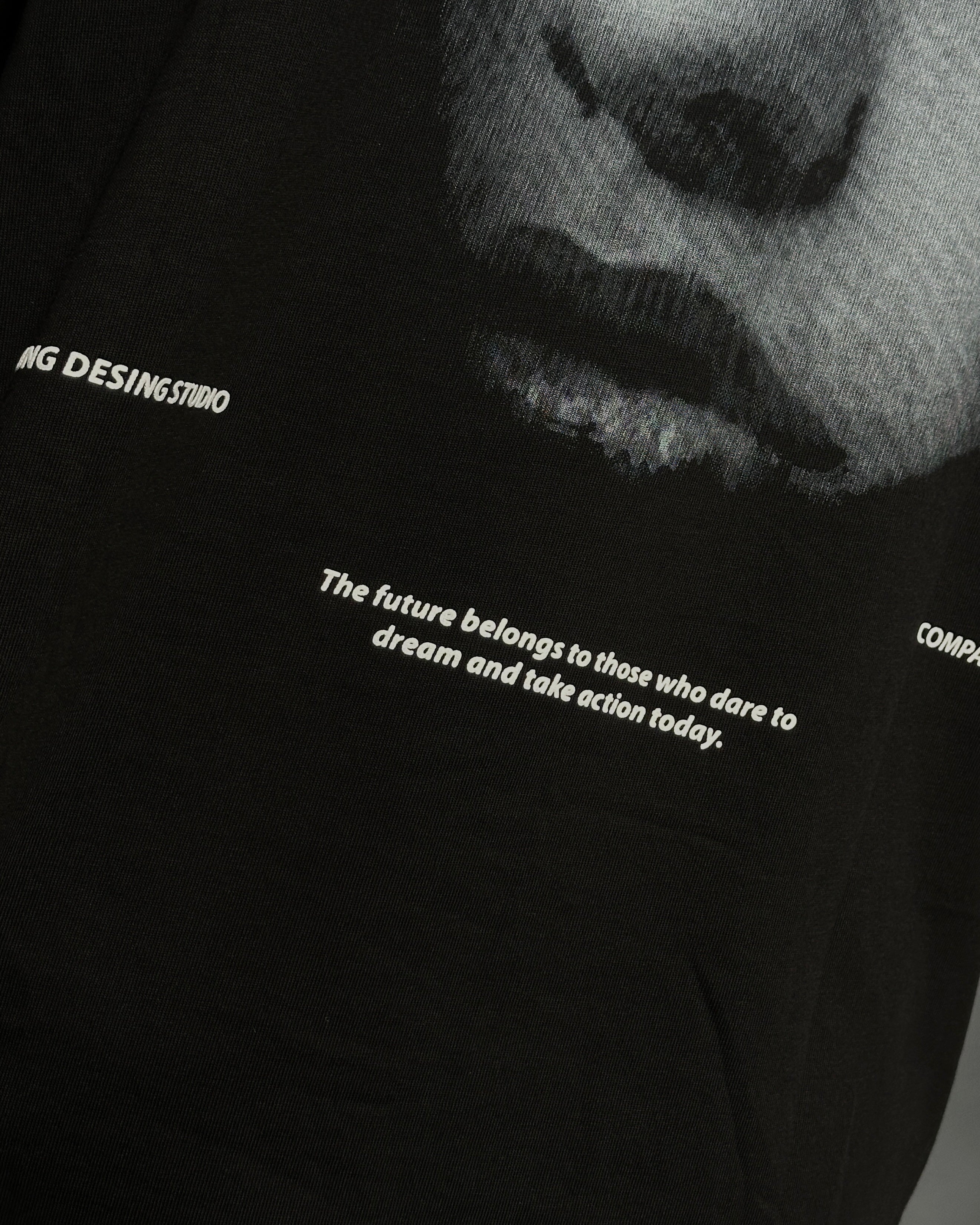 T-shirt Black Visionaries